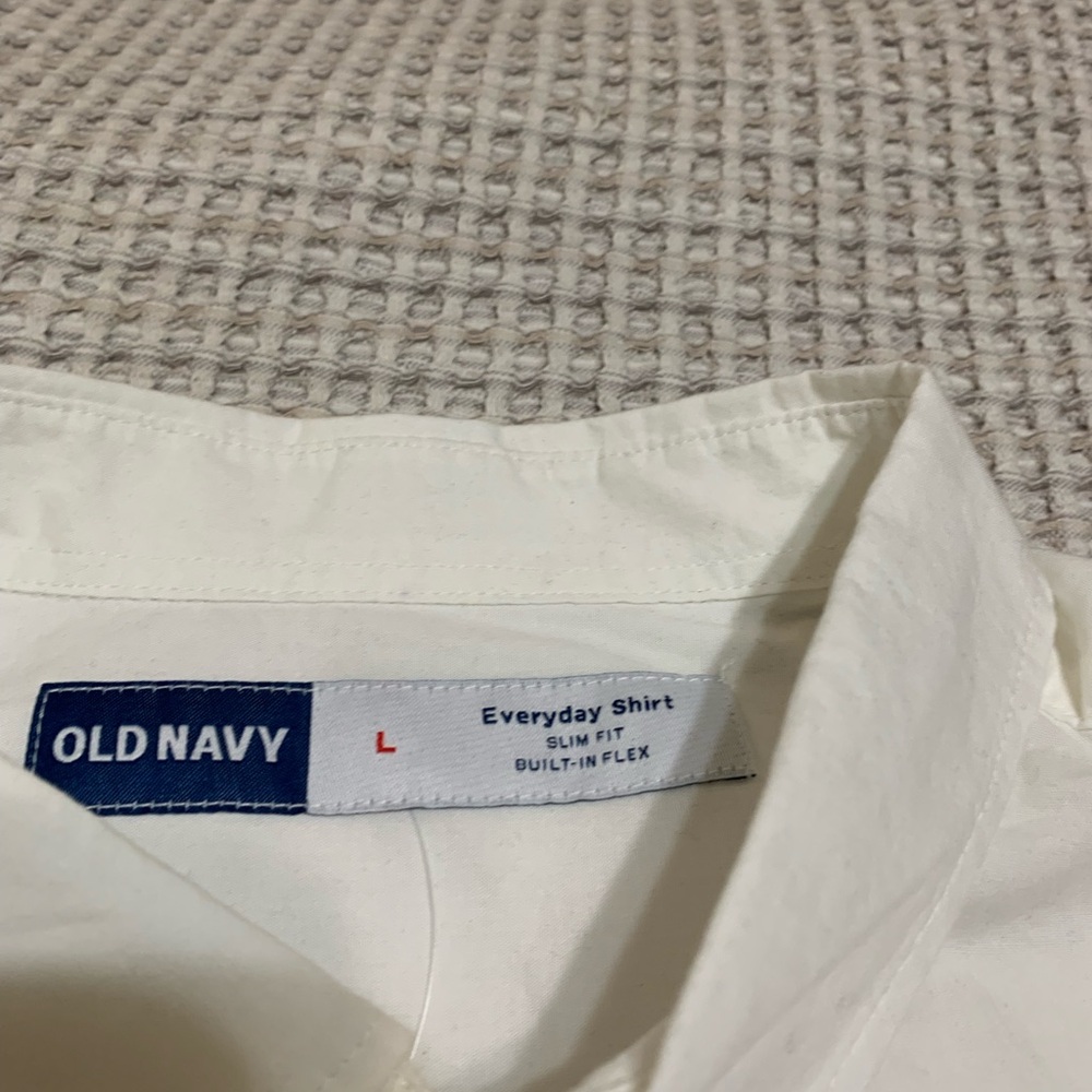 Old Navy Men's Classic White Button Down Shirt